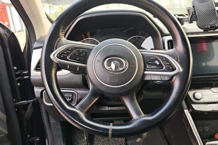 Used Great Wall Poer 2019 2.0T Commercial Version Manual Diesel Two-Wheel Drive Elite Long-Box GW4D20M Steering Wheel