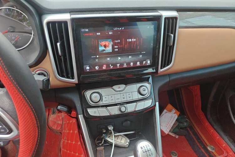 Used Great Wall Poer 2019 2.0T Commercial Version Manual Diesel Two-Wheel Drive Navigation Type Long Bed GW4D20M Audio And AC Panel