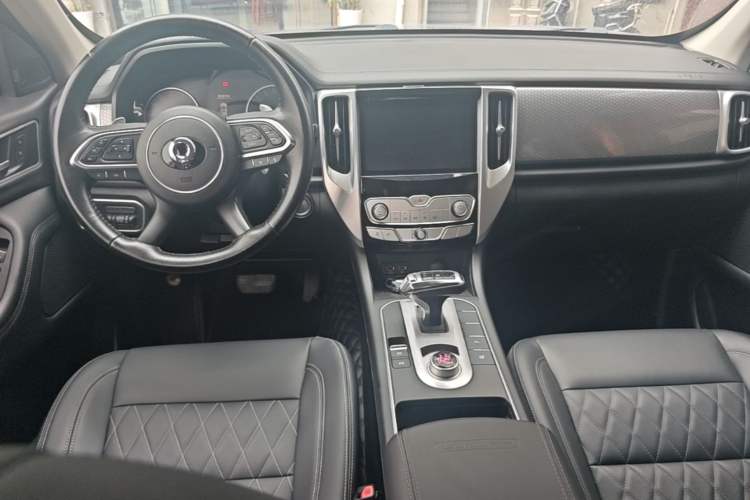 Used Great Wall Poer 2019 2.0T Automatic Gasoline 4x4 Comfort Edition GW4C20B Center Console