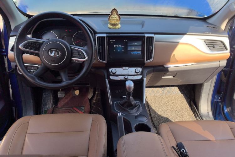 Used Great Wall Poer 2019 2.0T Commercial Version Manual Diesel Two-Wheel Drive Elite Long-Box GW4D20M Center Console