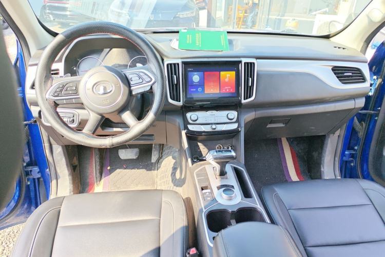 Used Great Wall Poer 2019 2.0T Commercial Version Automatic Gasoline Two-Wheel Drive Elite Trim with Long Bed – GW4C20B Center Console