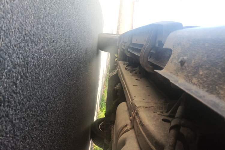 Used Great Wall Poer 2019 2.0T Commercial Version Manual Diesel Two-Wheel Drive Elite Long-Box GW4D20M Chassis Rear Left