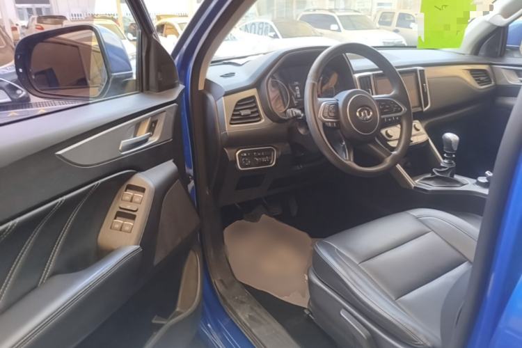 Used Great Wall Poer 2019 2.0T Commercial Version Manual Diesel 4x4 Elite Long-Box GW4D20M Driver Seat