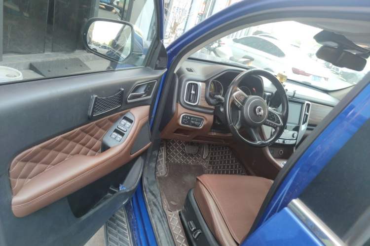 Used Great Wall Poer 2019 2.0T Automatic Gasoline 4x4 Sport Edition GW4C20B Driver Seat