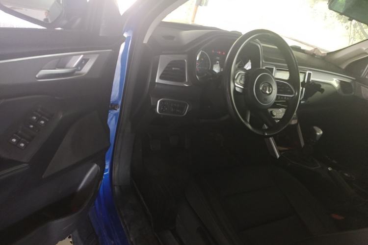 Used Great Wall Poer 2019 2.0T Commercial Version Manual Diesel Two-Wheel Drive Elite Long-Box GW4D20M Driver Seat