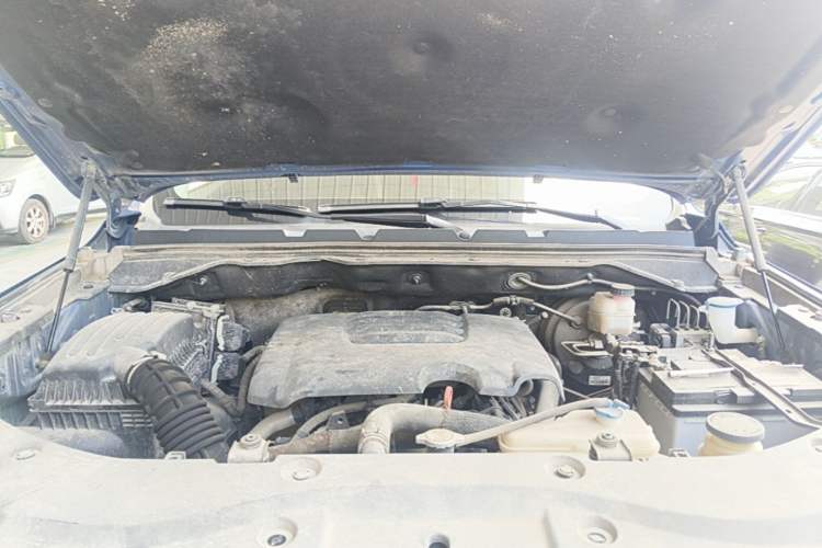 Used Great Wall Poer 2019 2.0T Commercial Version Automatic Gasoline Two-Wheel Drive Elite Trim with Long Bed – GW4C20B Engine Bay
