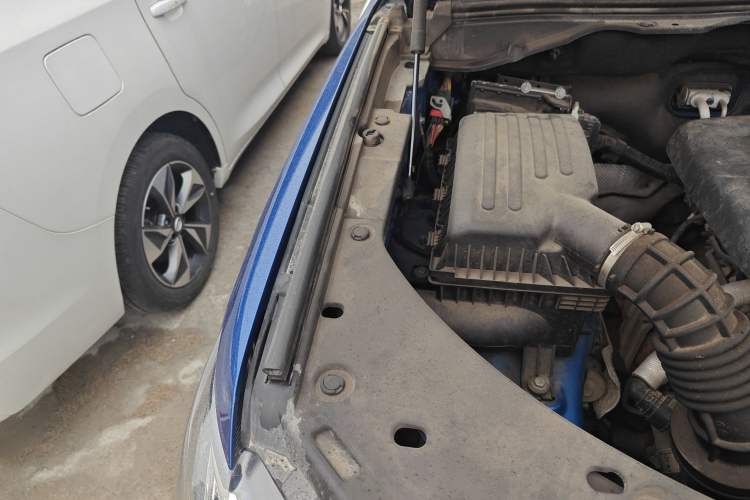 Used Great Wall Poer 2019 2.0T Automatic Gasoline Two-Wheel Drive Comfort Edition GW4C20B Engine Bay Right