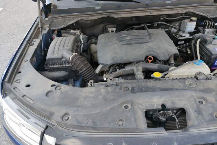 Used Great Wall Poer 2019 2.0T Automatic Gasoline 4x4 Premium Edition GW4C20B Engine Bay Right