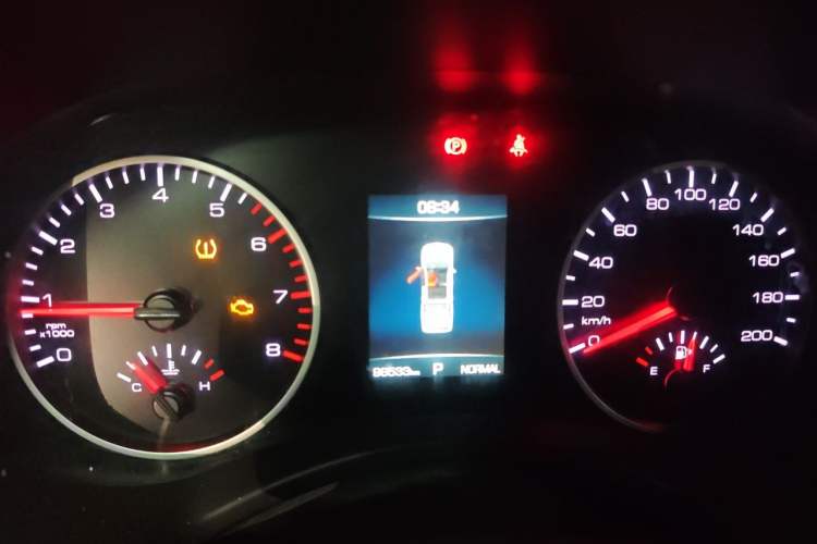 Used Great Wall Poer 2019 2.0T Commercial Version Automatic Gasoline Two-Wheel Drive Elite Trim with Long Bed – GW4C20B Instrument Cluster