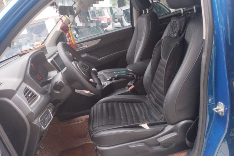 Used Great Wall Poer 2019 2.0T Commercial Version Manual Diesel 4x4 Elite Long-Box GW4D20M Left Front Seat