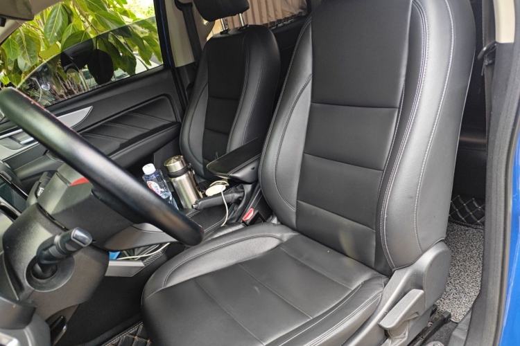 Used Great Wall Poer 2019 2.0T Commercial Version Manual Diesel Two-Wheel Drive Elite Long-Box GW4D20M Left Front Seat