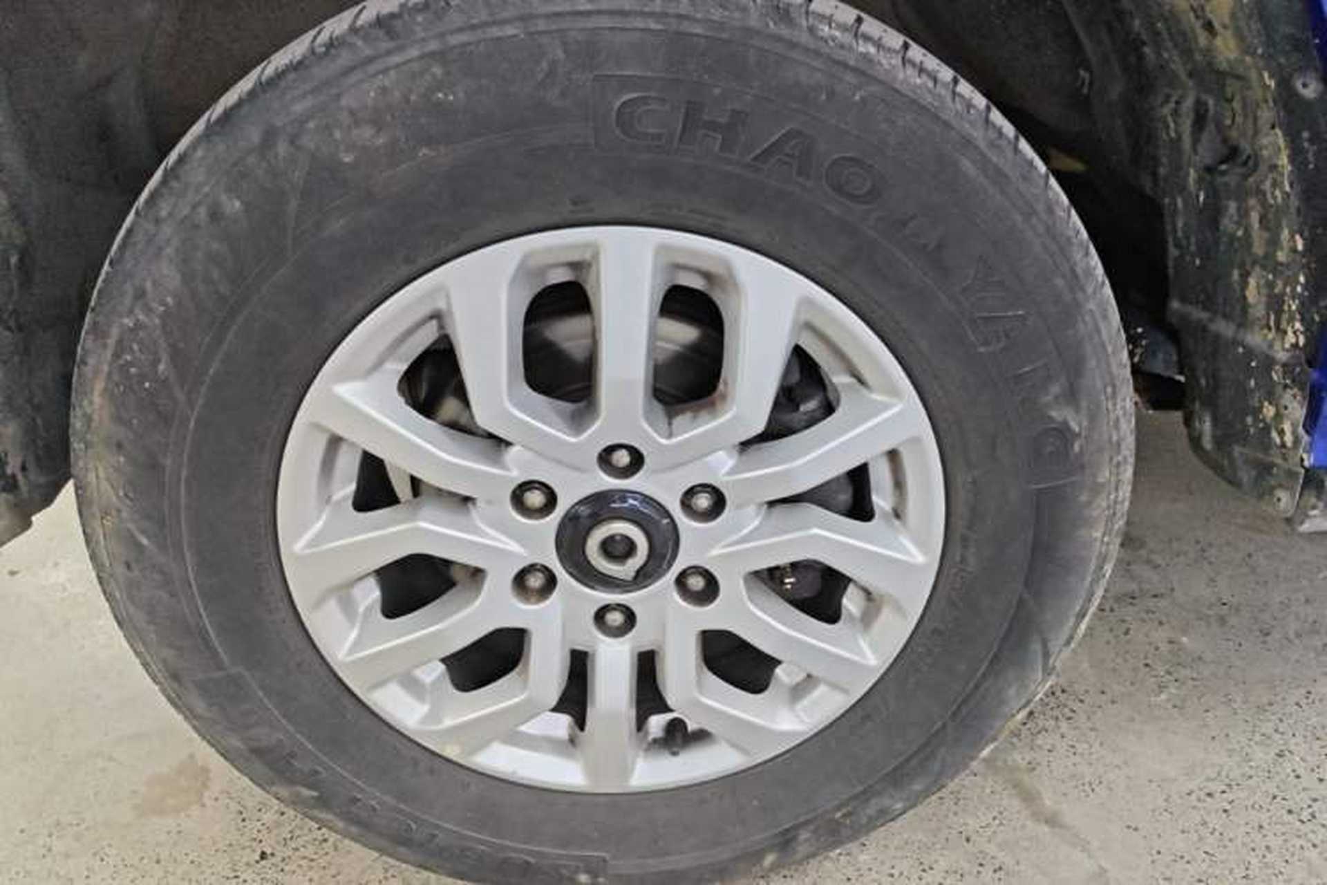 Used Great Wall Poer 2019 2.0T Commercial Version Manual Diesel Two-Wheel Drive Elite Long-Box GW4D20M Left Front Wheel Hub