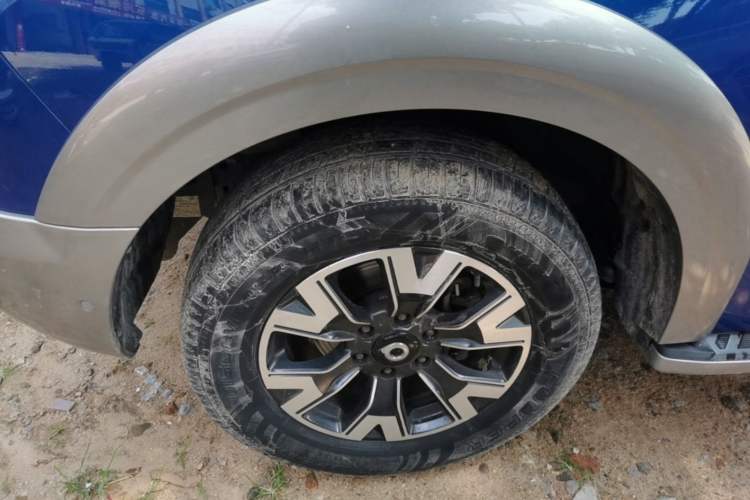 Used Great Wall Poer 2019 2.0T Automatic Gasoline 4x4 Premium Edition GW4C20B Left Front Wheel Hub