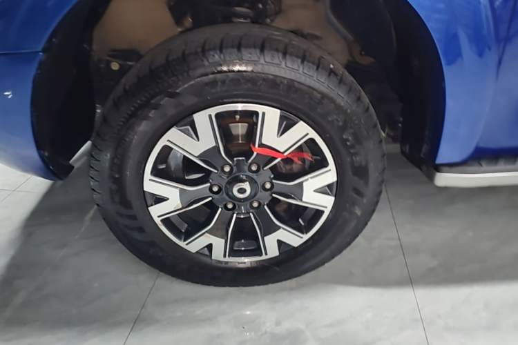Used Great Wall Poer 2019 2.0T Automatic Gasoline 4x4 Comfort Edition GW4C20B Left Front Wheel Hub