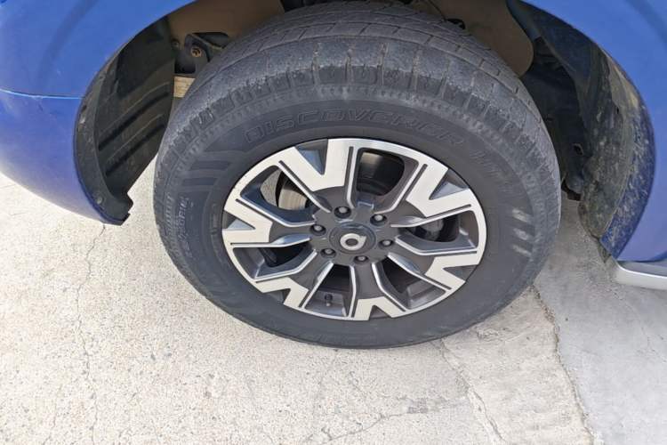 Used Great Wall Poer 2019 2.0T Automatic Gasoline 4x4 Sport Edition GW4C20B Left Front Wheel Hub