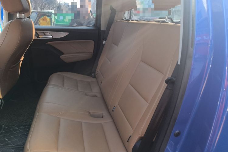 Used Great Wall Poer 2019 2.0T Commercial Version Manual Diesel Two-Wheel Drive Elite Long-Box GW4D20M Left Rear Seat
