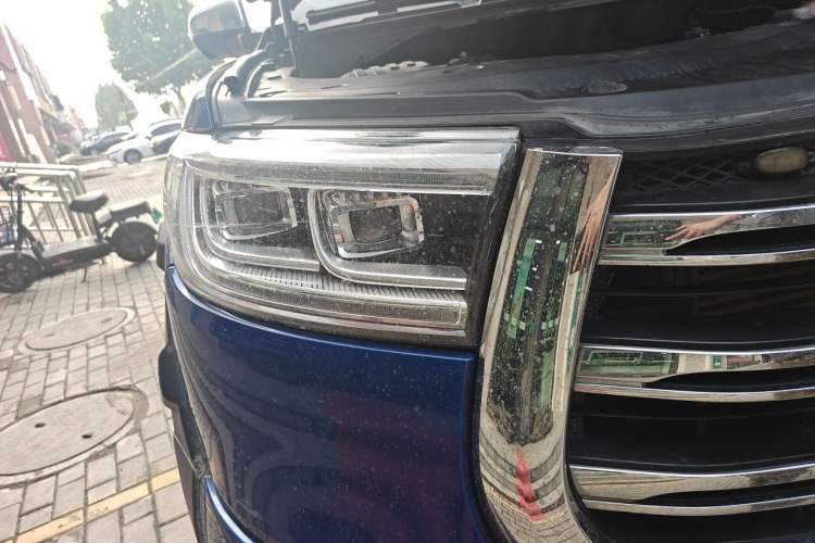 Used Great Wall Poer 2019 2.0T Automatic Gasoline 4x4 Sport Edition GW4C20B Right Front Headlight