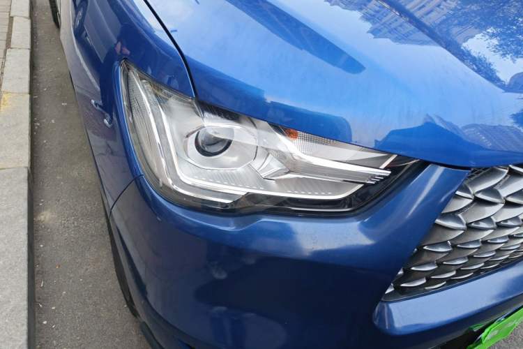 Used Great Wall Poer 2019 2.0T Commercial Version Manual Diesel 4x4 Elite Long-Box GW4D20M Right Front Headlight
