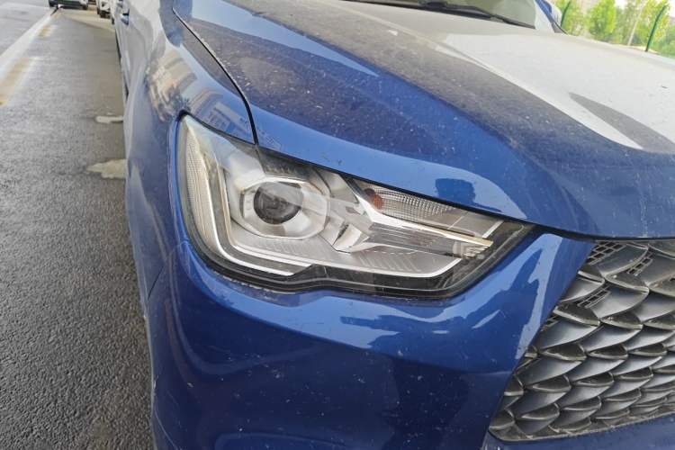 Used Great Wall Poer 2019 2.0T Commercial Version Automatic Gasoline Two-Wheel Drive Elite Trim with Long Bed – GW4C20B Right Front Headlight