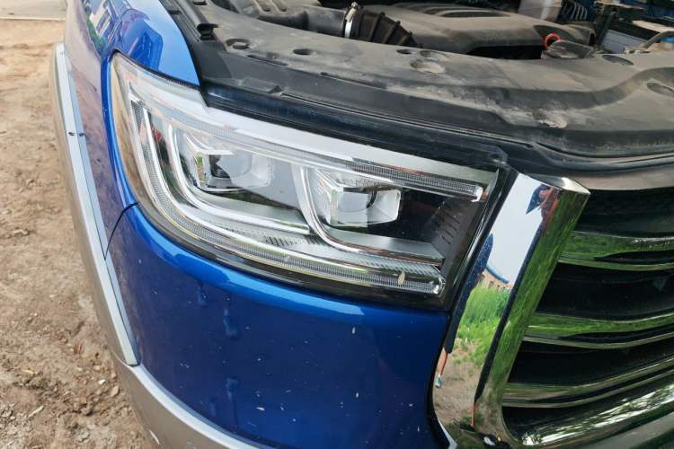 Used Great Wall Poer 2019 2.0T Automatic Gasoline 4x4 Premium Edition GW4C20B Right Front Headlight