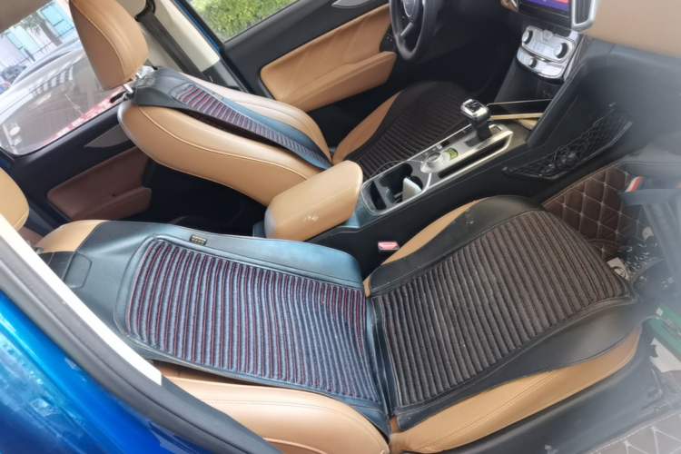 Used Great Wall Poer 2019 2.0T Commercial Version Automatic Gasoline Two-Wheel Drive Elite Trim with Long Bed – GW4C20B Right Front Seat
