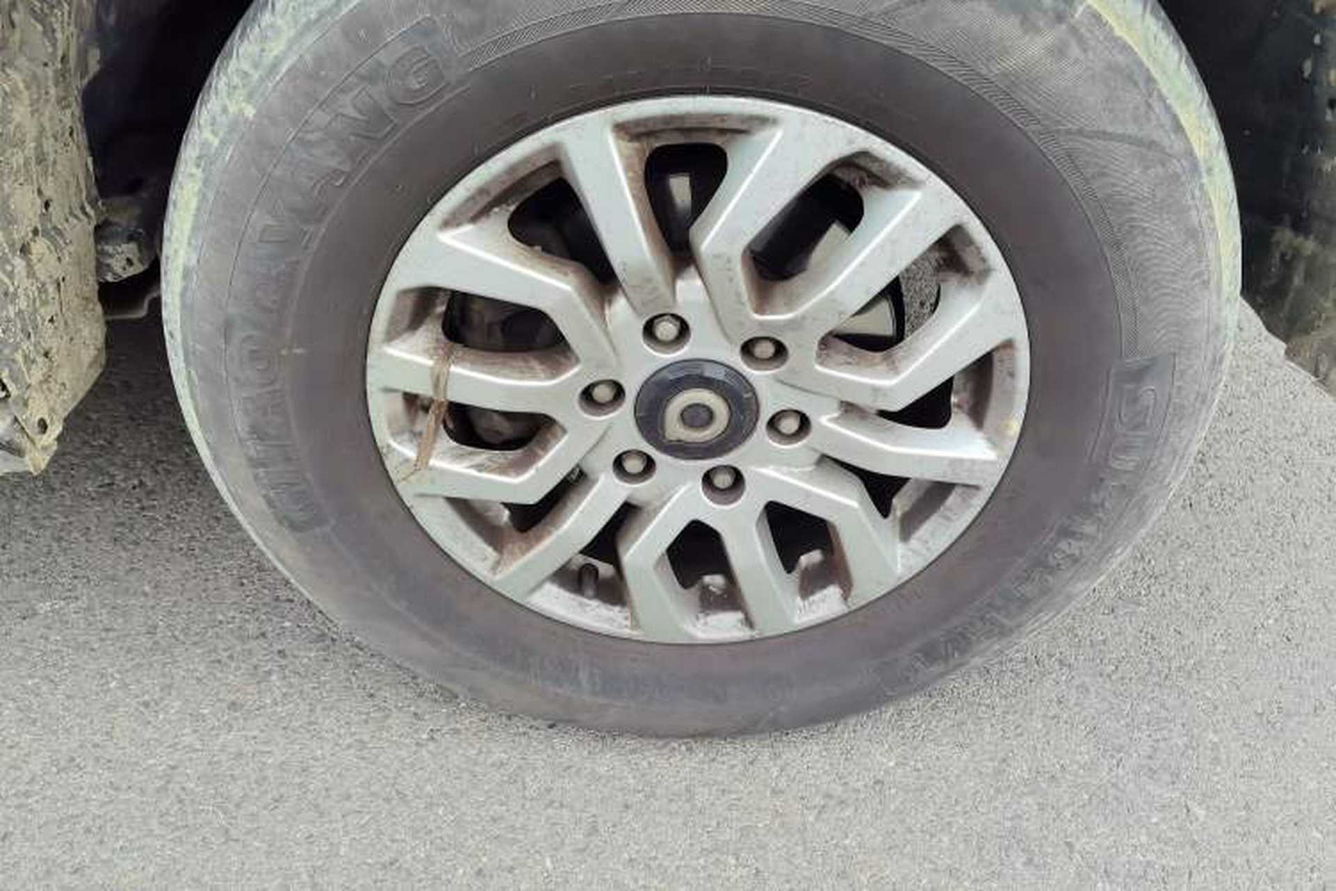 Used Great Wall Poer 2019 2.0T Commercial Version Manual Diesel Two-Wheel Drive Elite Long-Box GW4D20M Right Front Wheel Hub