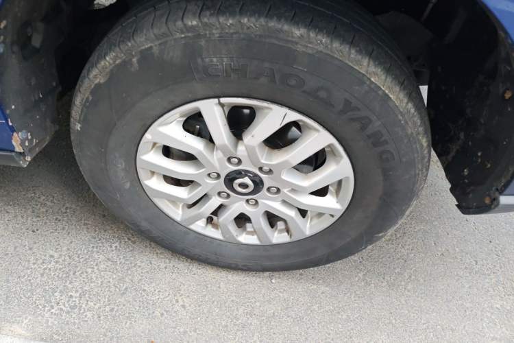 Used Great Wall Poer 2019 2.0T Commercial Version Manual Diesel 4x4 Elite Long-Box GW4D20M Right Front Wheel Hub
