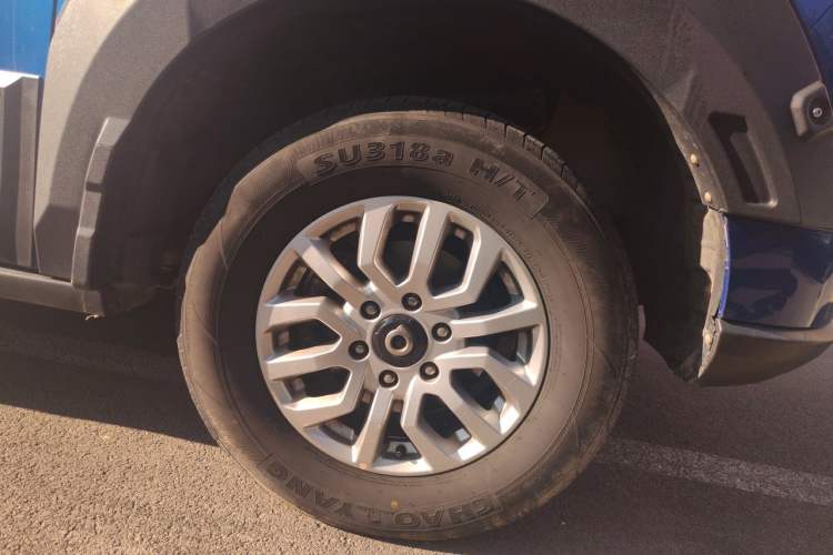 Used Great Wall Poer 2019 2.0T Commercial Version Automatic Gasoline Two-Wheel Drive Elite Trim with Long Bed – GW4C20B Right Front Wheel Hub