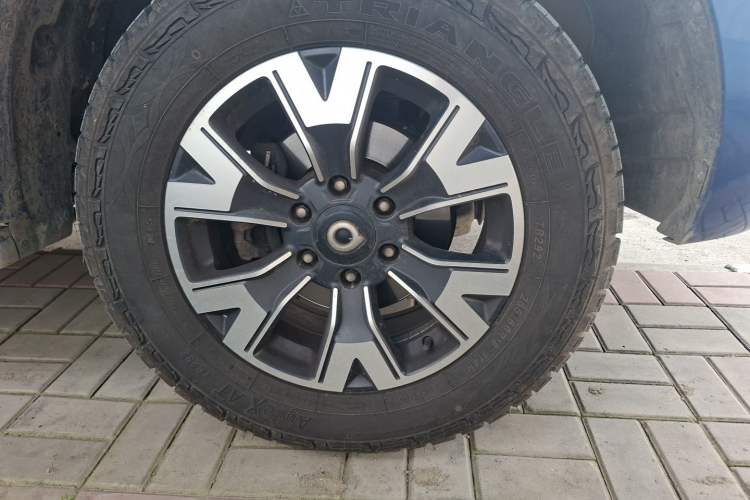 Used Great Wall Poer 2019 2.0T Automatic Gasoline 4x4 Comfort Edition GW4C20B Right Front Wheel Hub