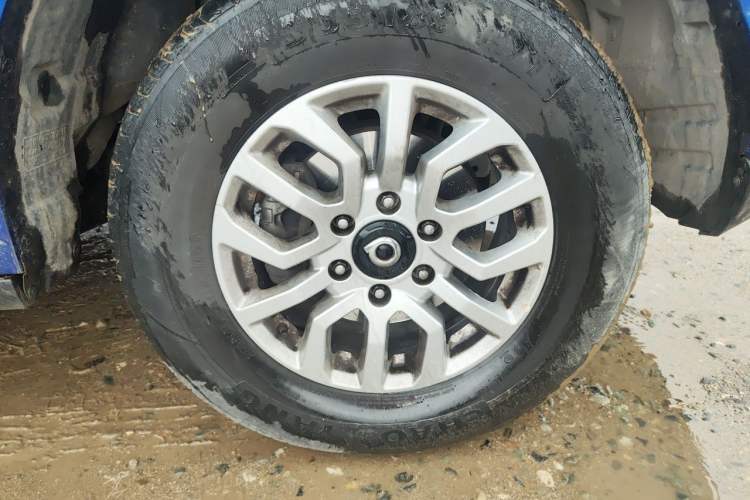 Used Great Wall Poer 2019 2.0T Commercial Version Manual Diesel 4x4 Elite Standard Box GW4D20M Right Front Wheel Hub