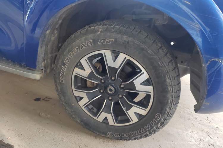 Used Great Wall Poer 2019 2.0T Automatic Gasoline 4x4 Comfort Edition GW4C20B Right Front Wheel Hub