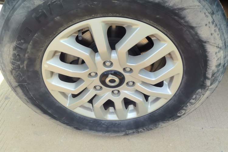 Used Great Wall Poer 2019 2.0T Commercial Version Automatic Gasoline Two-Wheel Drive Elite Trim with Long Bed – GW4C20B Right Front Wheel Hub