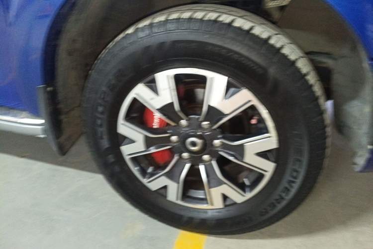Used Great Wall Poer 2019 2.0T Automatic Gasoline 4x4 Comfort Edition GW4C20B Right Front Wheel Hub