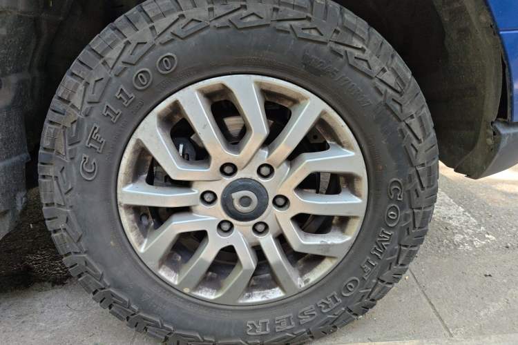 Used Great Wall Poer 2019 2.0T Commercial Version Manual Diesel 4x4 Elite Long-Box GW4D20M Right Front Wheel Hub