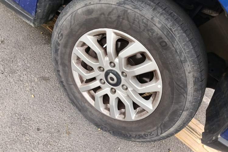 Used Great Wall Poer 2019 2.0T Commercial Version Manual Diesel 4x4 Elite Long-Box GW4D20M Right Front Wheel Hub