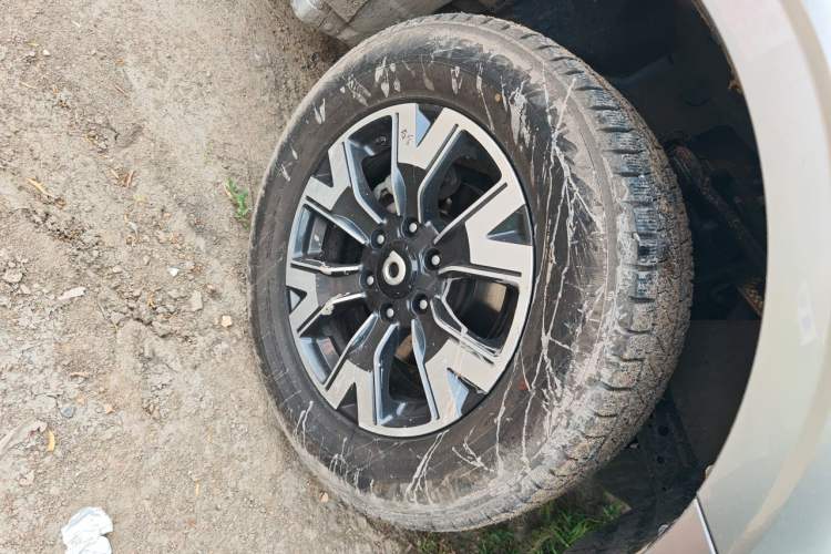 Used Great Wall Poer 2019 2.0T Automatic Gasoline 4x4 Premium Edition GW4C20B Right Front Wheel Hub