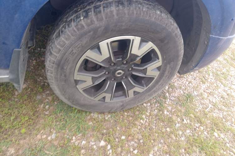 Used Great Wall Poer 2019 2.0T Automatic Gasoline 4x4 Sport Edition GW4C20B Right Front Wheel Hub