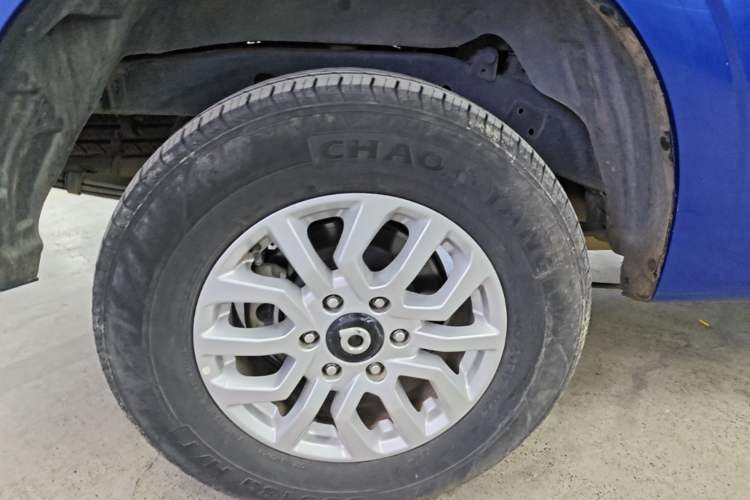 Used Great Wall Poer 2019 2.0T Commercial Version Manual Diesel Two-Wheel Drive Elite Long-Box GW4D20M Right Rear Wheel Hub