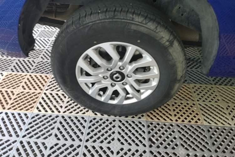 Used Great Wall Poer 2019 2.0T Commercial Version Manual Diesel Two-Wheel Drive Elite Long-Box GW4D20M Right Rear Wheel Hub