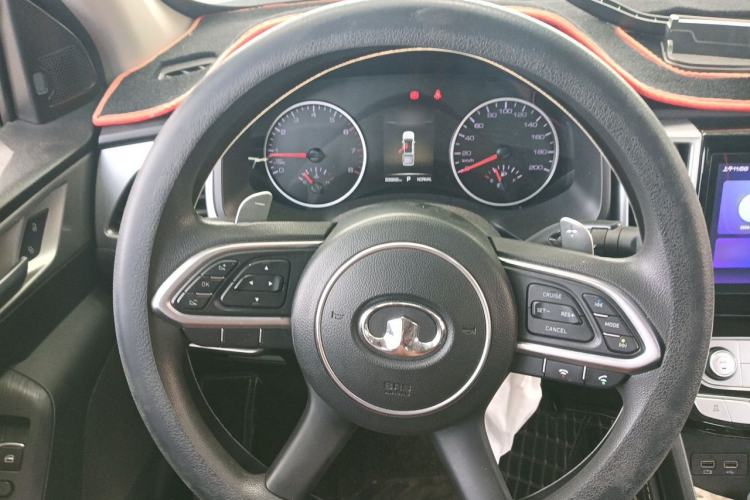 Used Great Wall Poer 2019 2.0T Commercial Version Automatic Gasoline Two-Wheel Drive Elite Trim with Long Bed – GW4C20B Steering Wheel