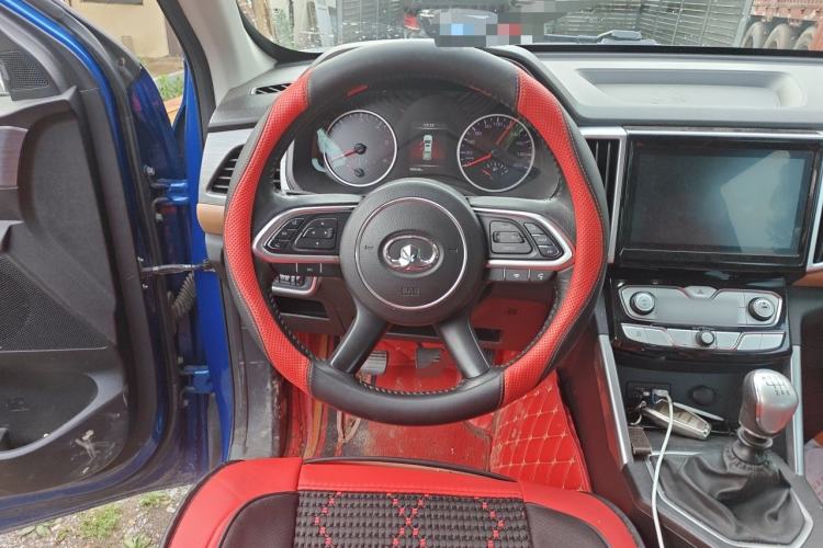 Used Great Wall Poer 2019 2.0T Commercial Version Manual Diesel Two-Wheel Drive Navigation Type Long Bed GW4D20M Steering Wheel