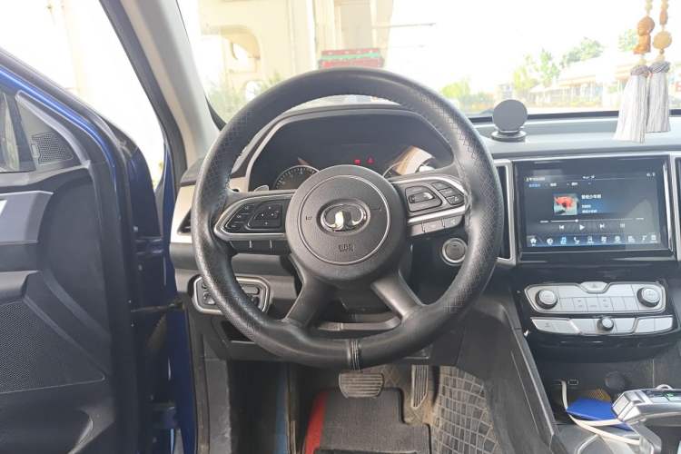 Used Great Wall Poer 2019 2.0T Commercial Version Automatic Gasoline Two-Wheel Drive Elite Trim with Long Bed – GW4C20B Steering Wheel