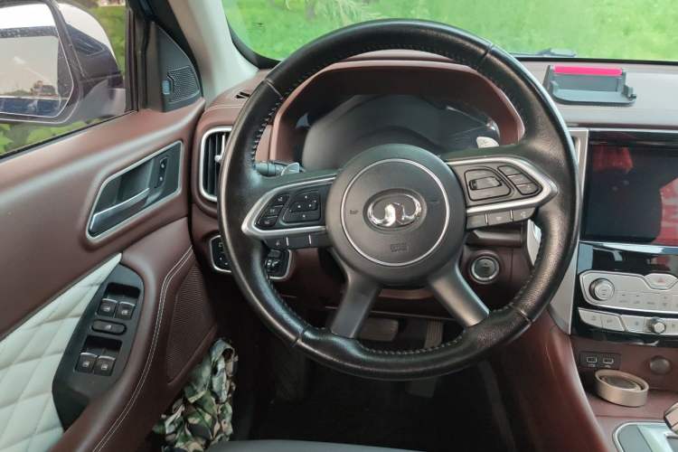 Used Great Wall Poer 2019 2.0T Automatic Gasoline 4x4 Premium Edition GW4C20B Steering Wheel