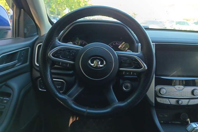 Used Great Wall Poer 2019 2.0T Automatic Gasoline 4x4 Comfort Edition GW4C20B Steering Wheel