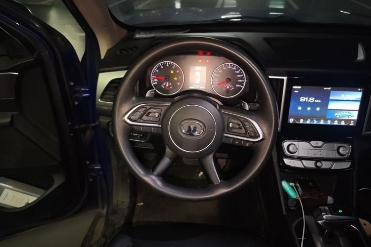 Used Great Wall Poer 2019 2.0T Commercial Version Automatic Gasoline Two-Wheel Drive Elite Trim with Long Bed – GW4C20B Steering Wheel
