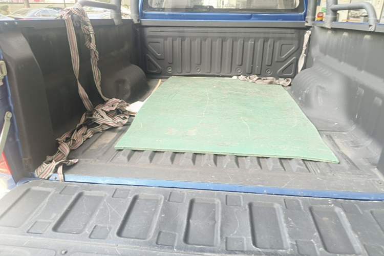 Used Great Wall Poer 2019 2.0T Commercial Version Automatic Gasoline Two-Wheel Drive Elite Trim with Long Bed – GW4C20B Trunk