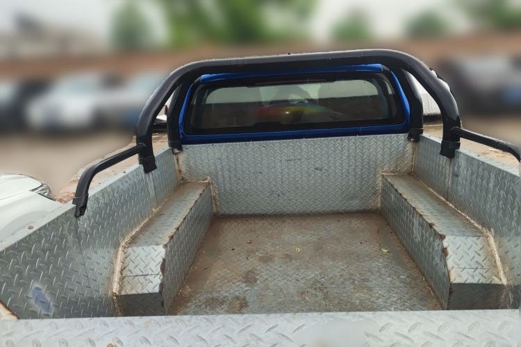 Used Great Wall Poer 2019 2.0T Commercial Version Manual Diesel 4x4 Elite Standard Box GW4D20M Trunk
