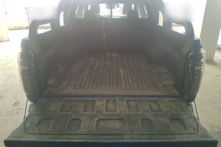 Used Great Wall Poer 2019 2.0T Automatic Gasoline 4x4 Comfort Edition GW4C20B Trunk