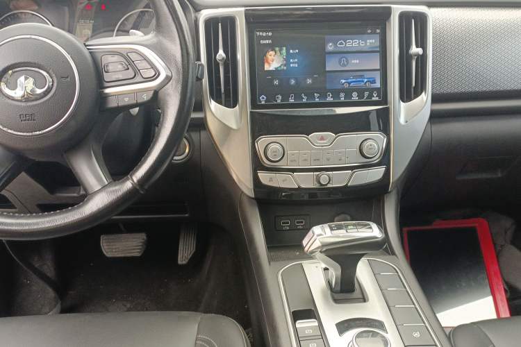 Used Great Wall Poer 2019 2.0T Automatic Gasoline Two-Wheel Drive Comfort Edition GW4C20B Audio And AC Panel