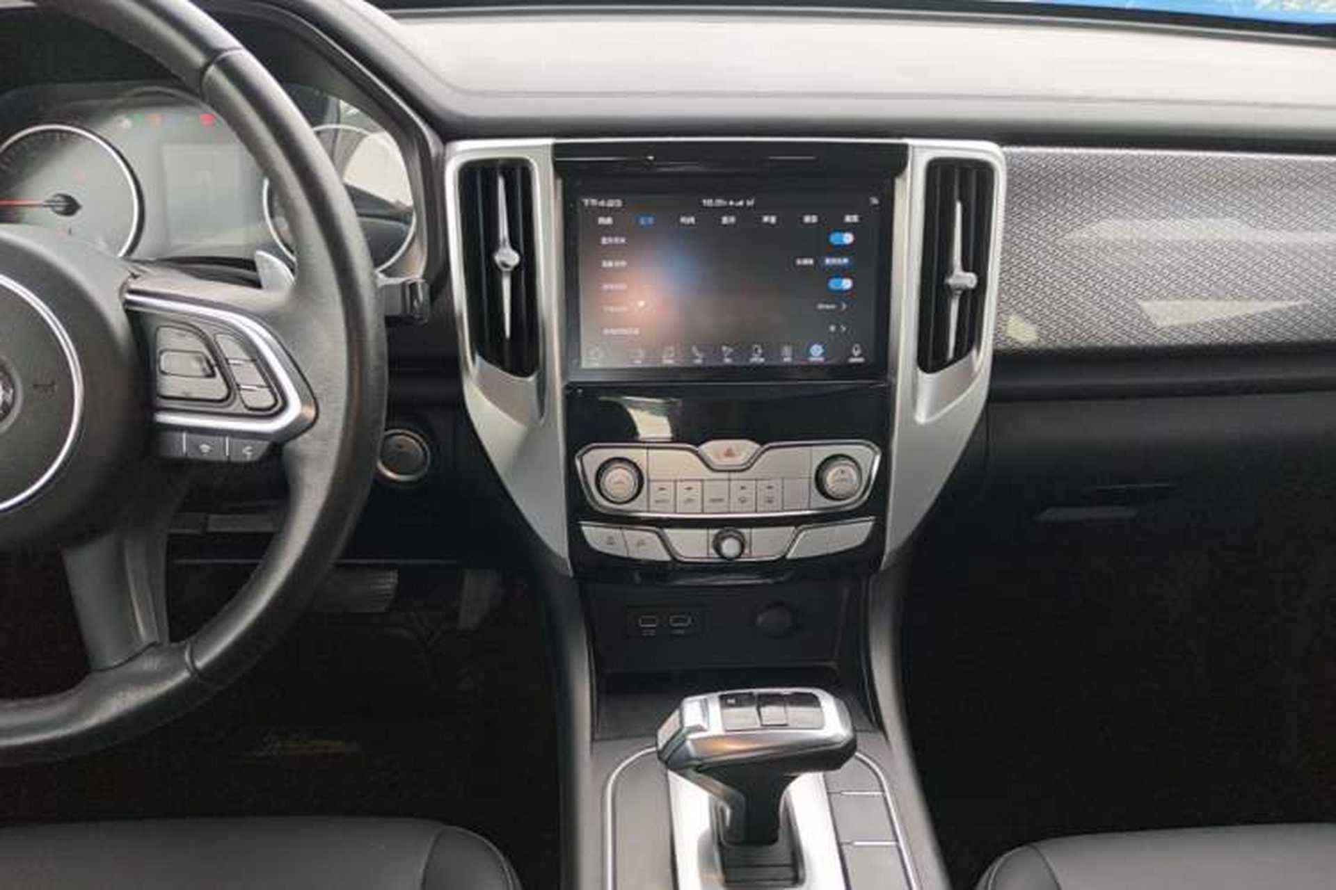 Used Great Wall Poer 2019 2.0T Automatic Gasoline Two-Wheel Drive Comfort Edition GW4C20B Audio And AC Panel